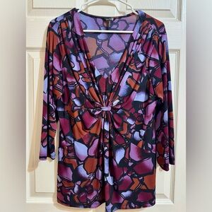 NWOT Daisy Fuentes Patterned Blouse